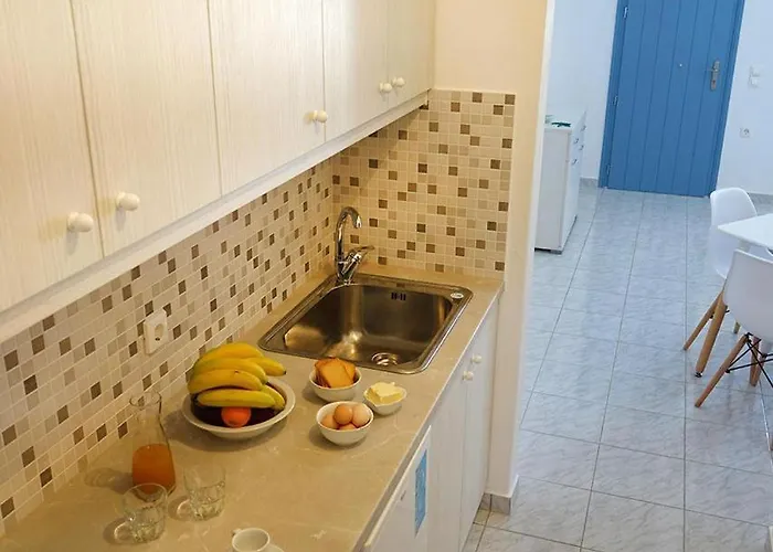 Flora Apartment Drios